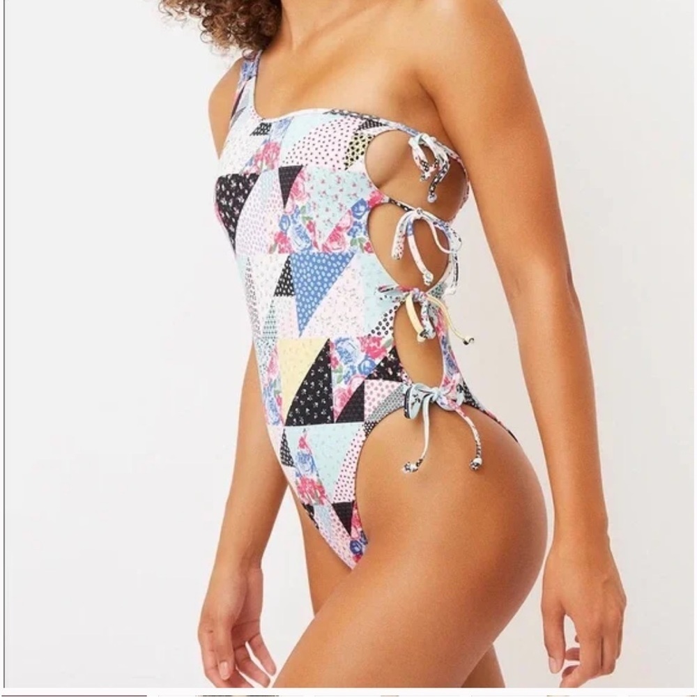 NWT Frankie’s Bikinis Honey One Shoulder Cheeky Patchwork One-Piece Swimsuit